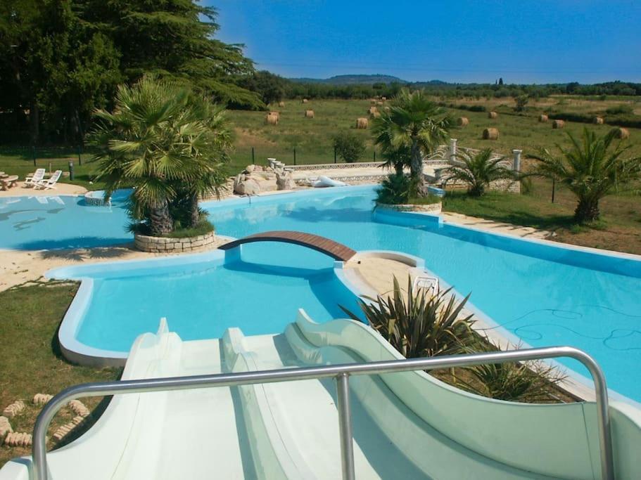 Domaine Mas Begon Villa Aigues-Vives  Buitenkant foto